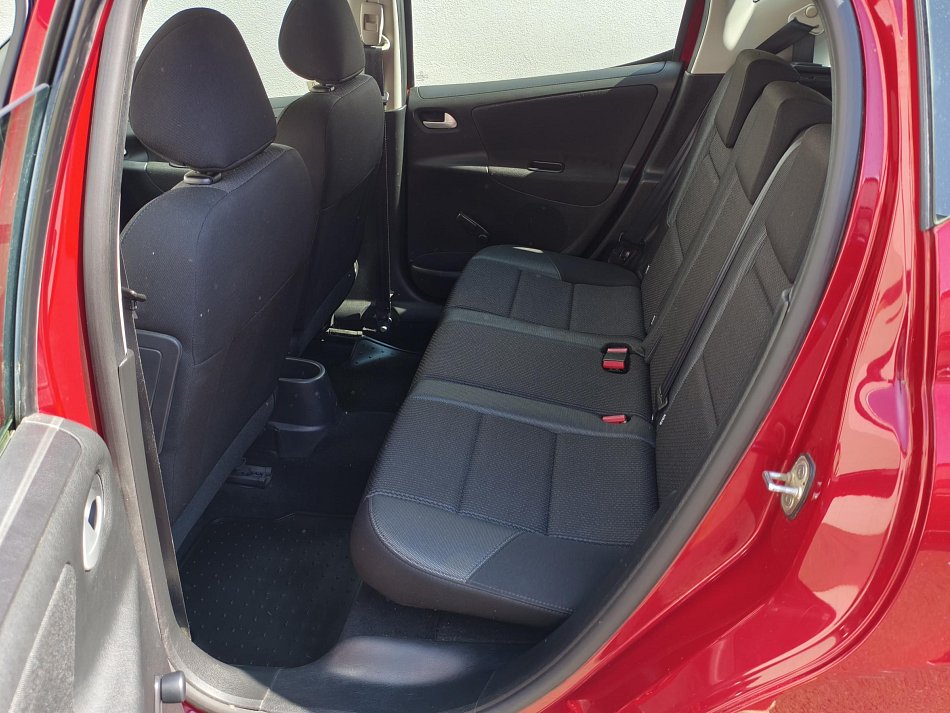 Peugeot 207 1.4 i 