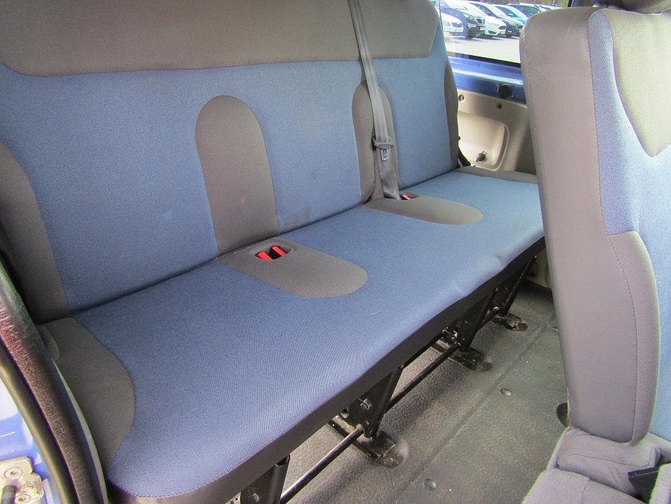 Renault Trafic 2.0dCi  9míst