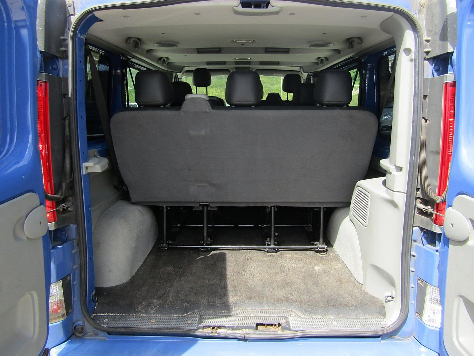 Renault Trafic 2.0dCi  9míst