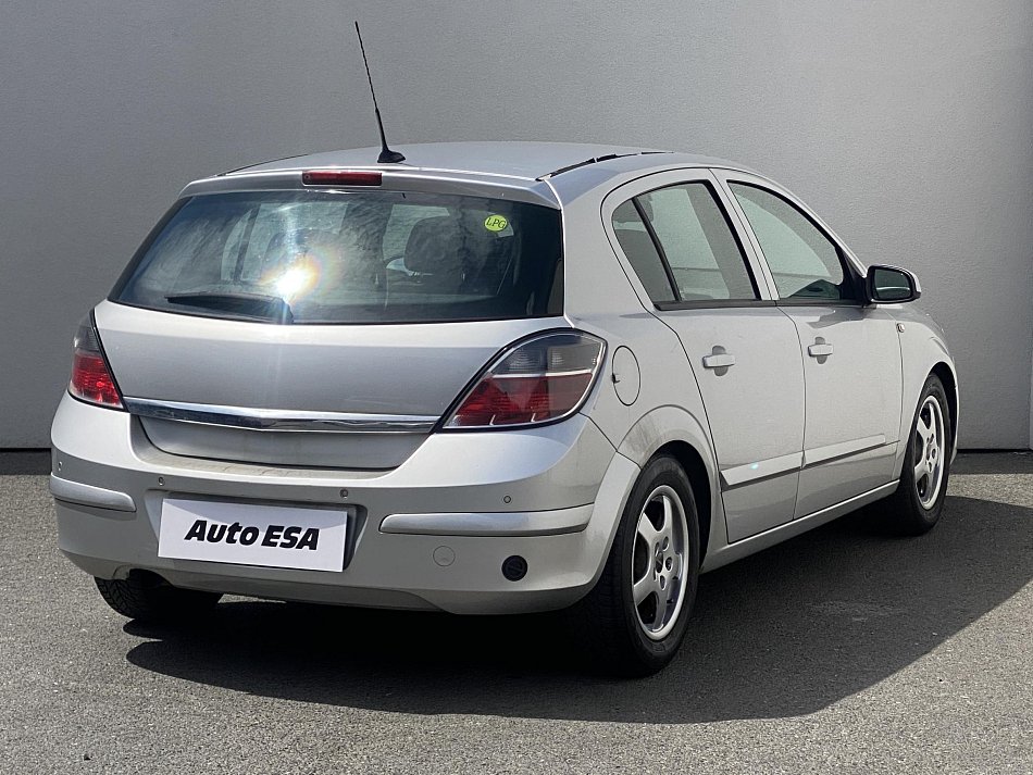Opel Astra 1.8i 
