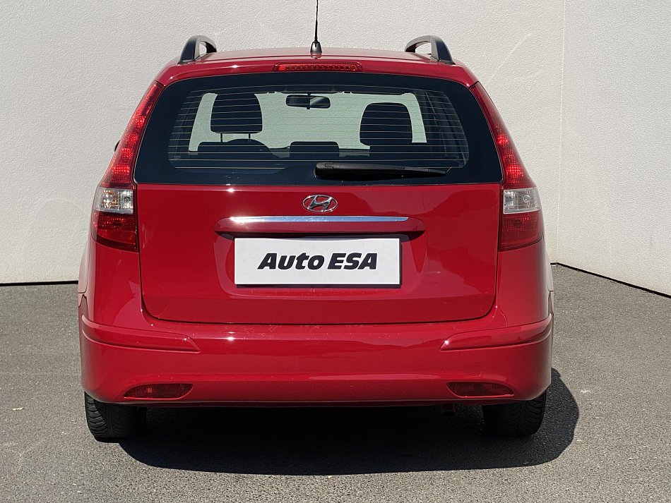 Hyundai I30 1.6 i 