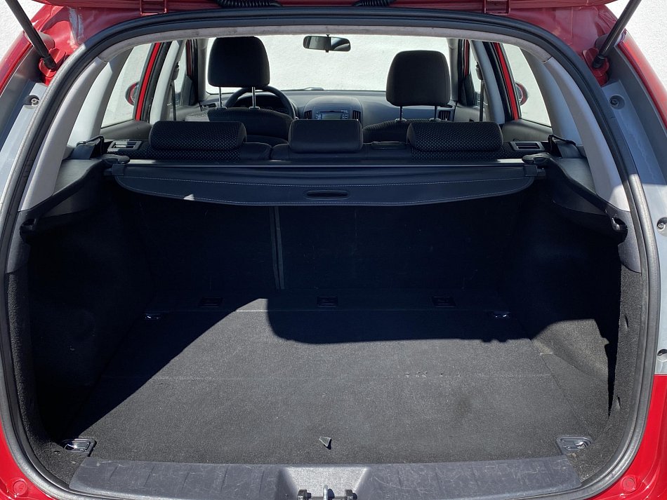 Hyundai I30 1.6 i 
