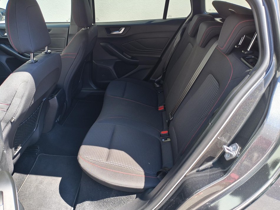 Ford Focus 1.5 EB ST-Line