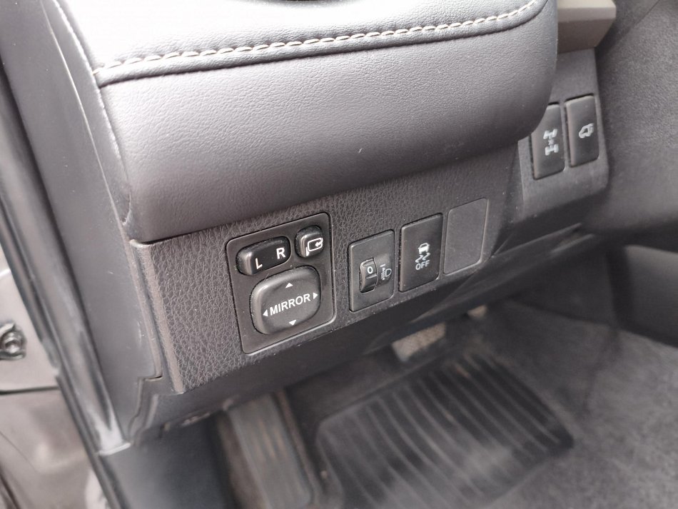 Toyota RAV4 2.0i  AWD