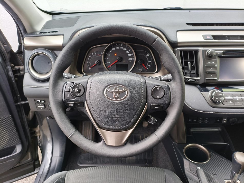 Toyota RAV4 2.0i  AWD