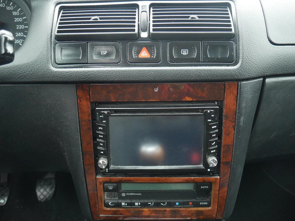 Volkswagen Golf 2.8i V6  4x4
