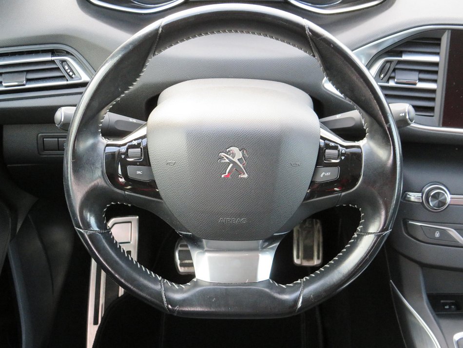 Peugeot 308 1.2 PT 