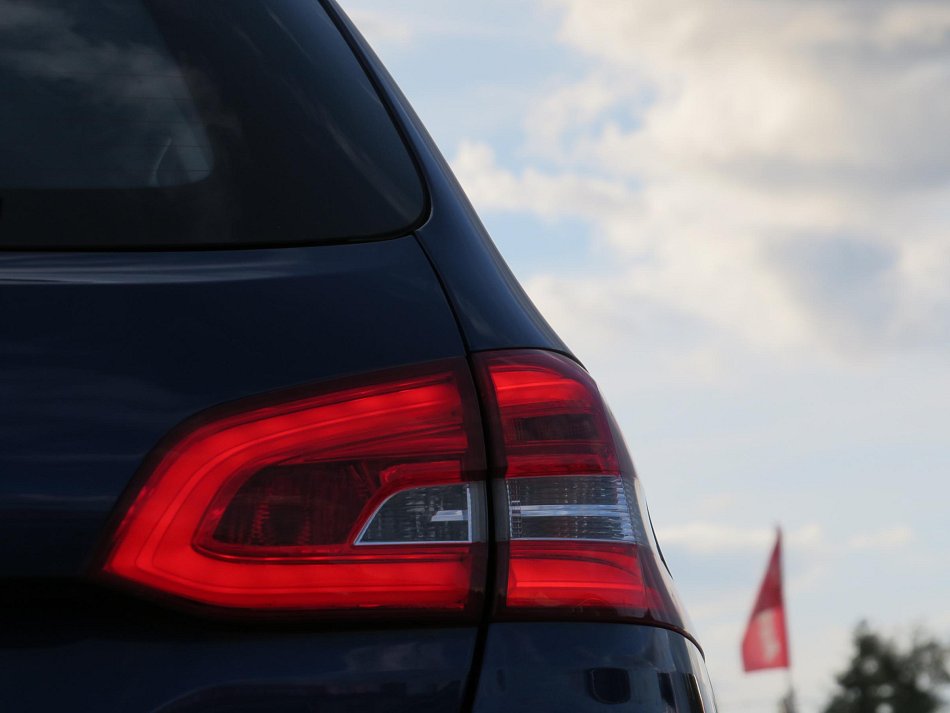 Peugeot 308 1.2 PT 