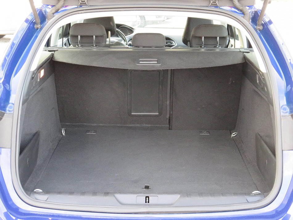 Peugeot 308 1.2 PT 
