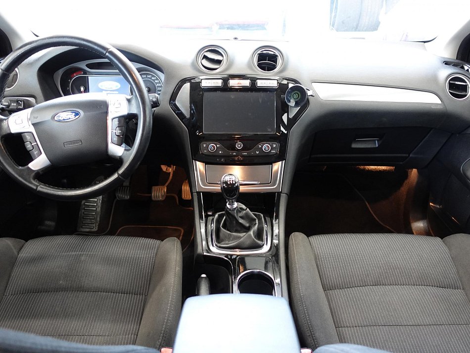 Ford Mondeo 2.0 TDCi 