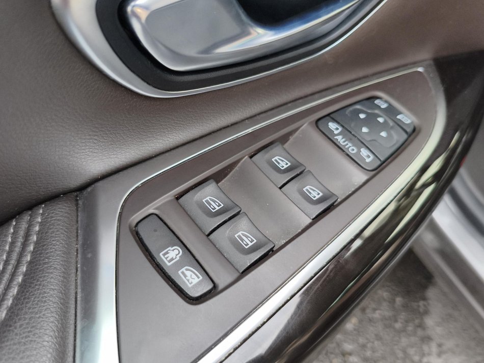 Renault Espace 1.6 DCi Intense 7míst