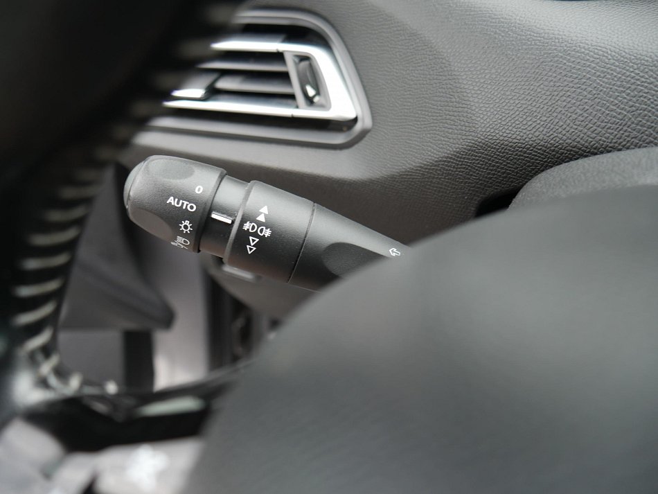 Peugeot 308 1.2PT 