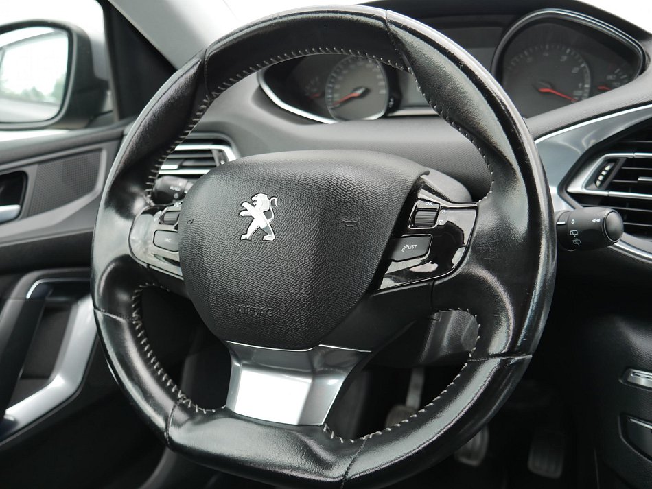 Peugeot 308 1.2PT 