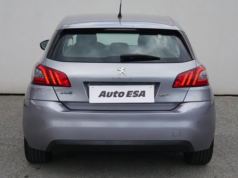 Peugeot 308 1.2PT 