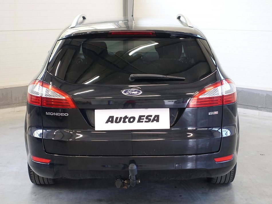 Ford Mondeo 1.8TDCi 