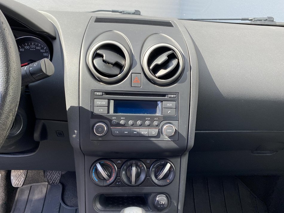Nissan Qashqai 1.6i 
