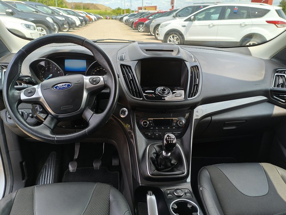 Ford Kuga 1.5 EB Titanium