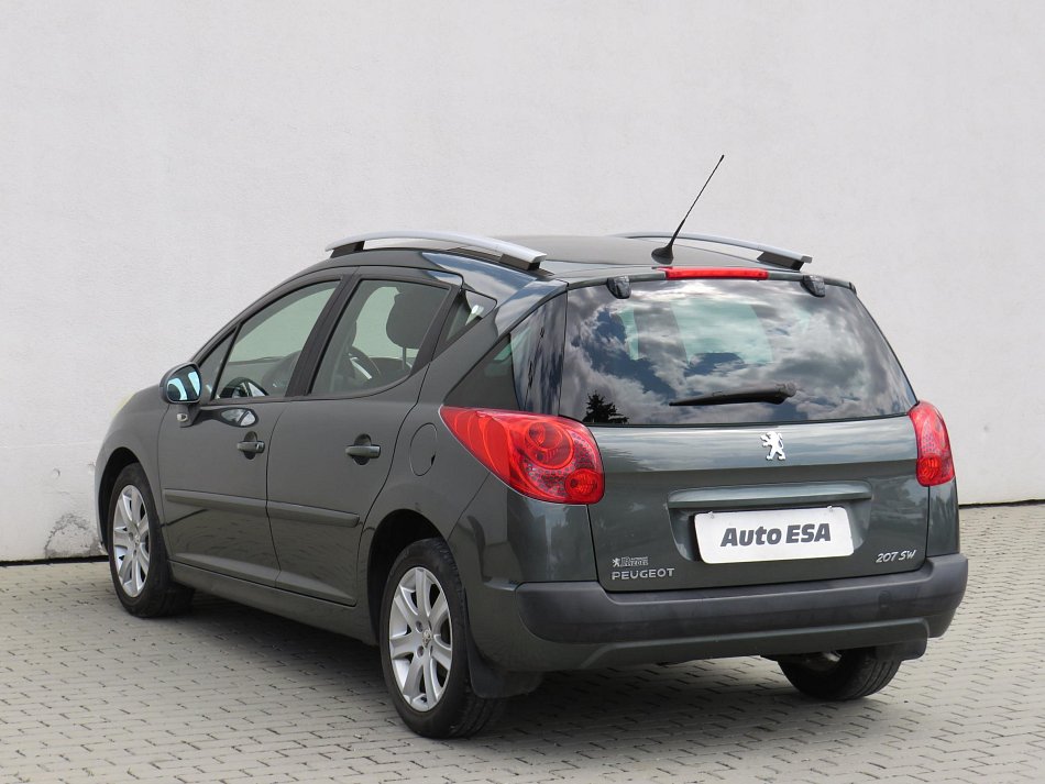 Peugeot 207 1.6i 