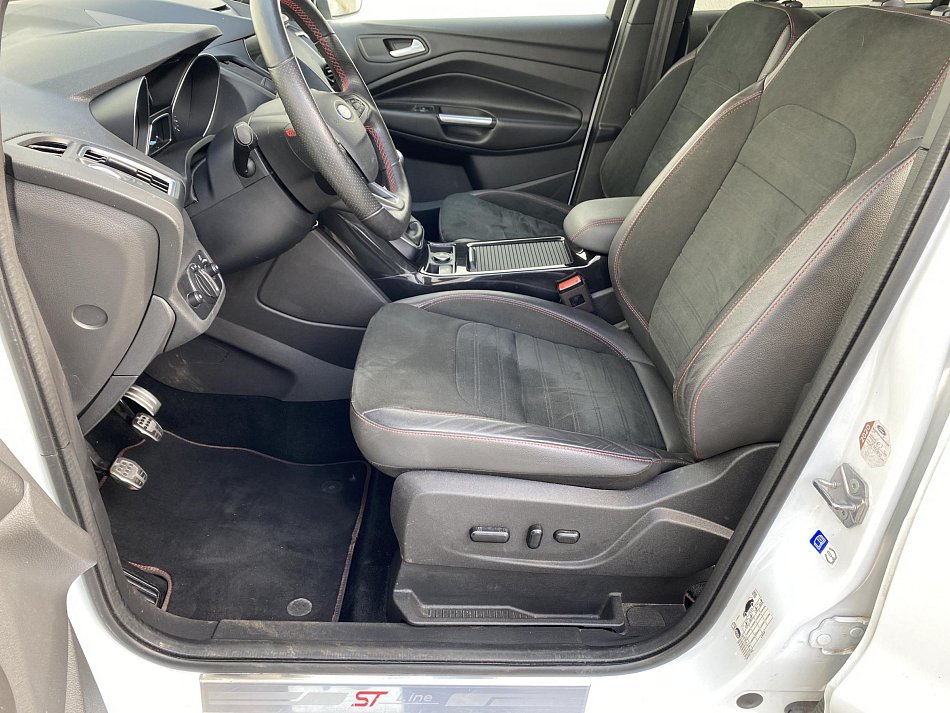 Ford Kuga 1.5 EB ST-Line