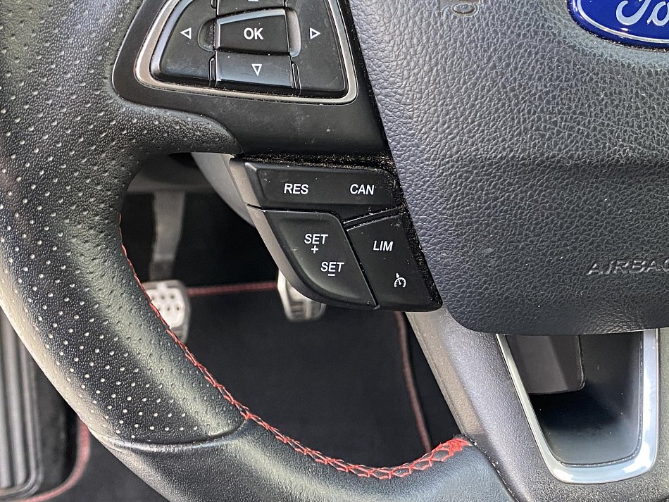 Ford Kuga 1.5 EB ST-Line