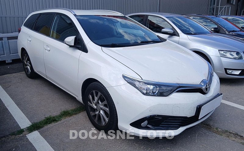 Toyota Auris 1.6i 