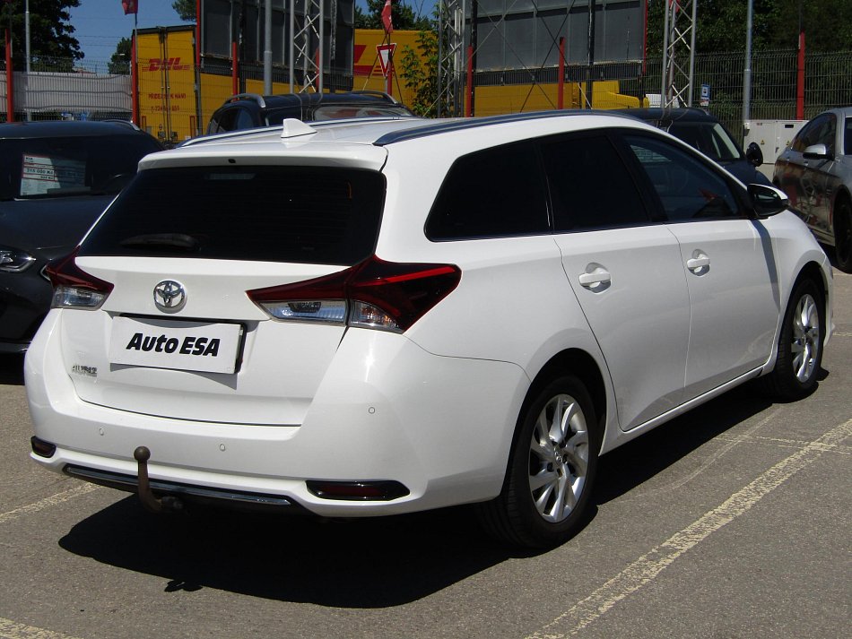 Toyota Auris 1.6 VVT-i Active