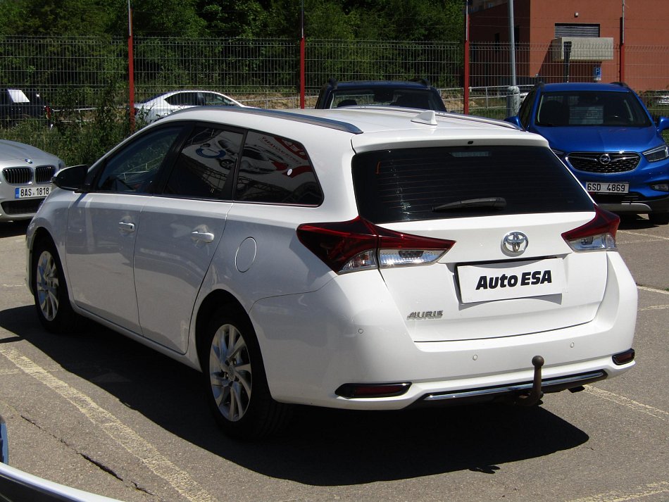 Toyota Auris 1.6 VVT-i Active