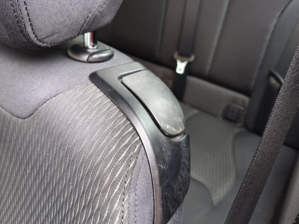 BMW Řada 1 1.6i  116T