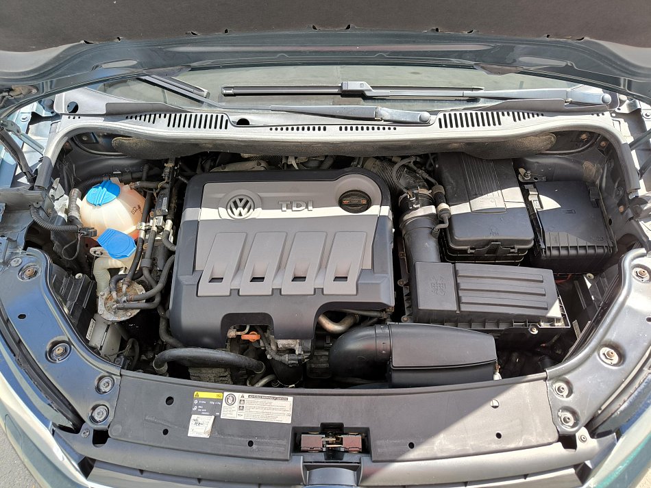Volkswagen Touran 2.0 TDi 