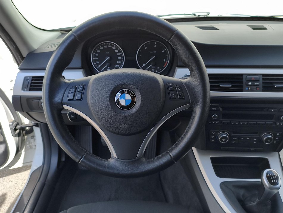 BMW Řada 3 2.0 