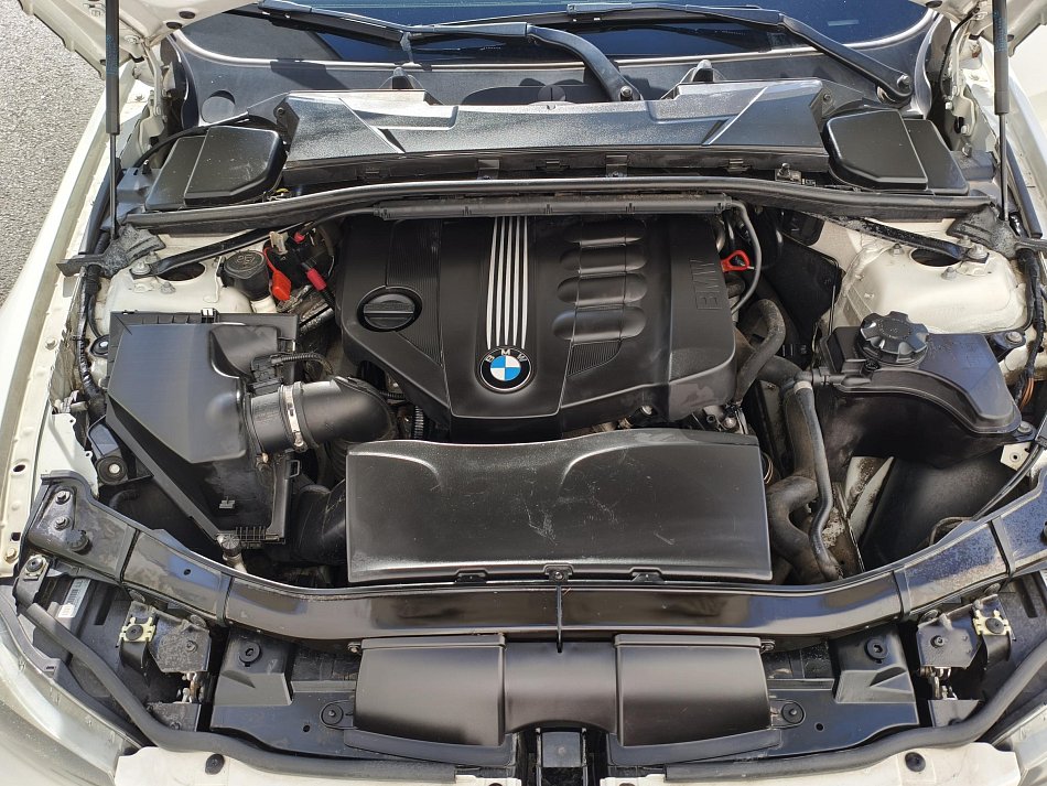 BMW Řada 3 2.0 