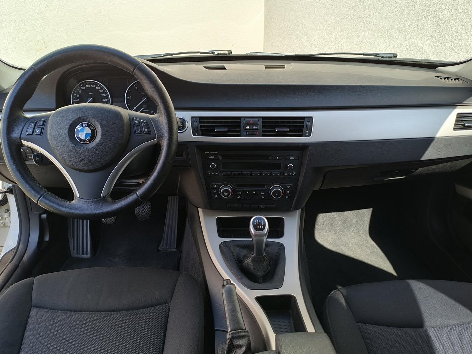 BMW Řada 3 2.0 
