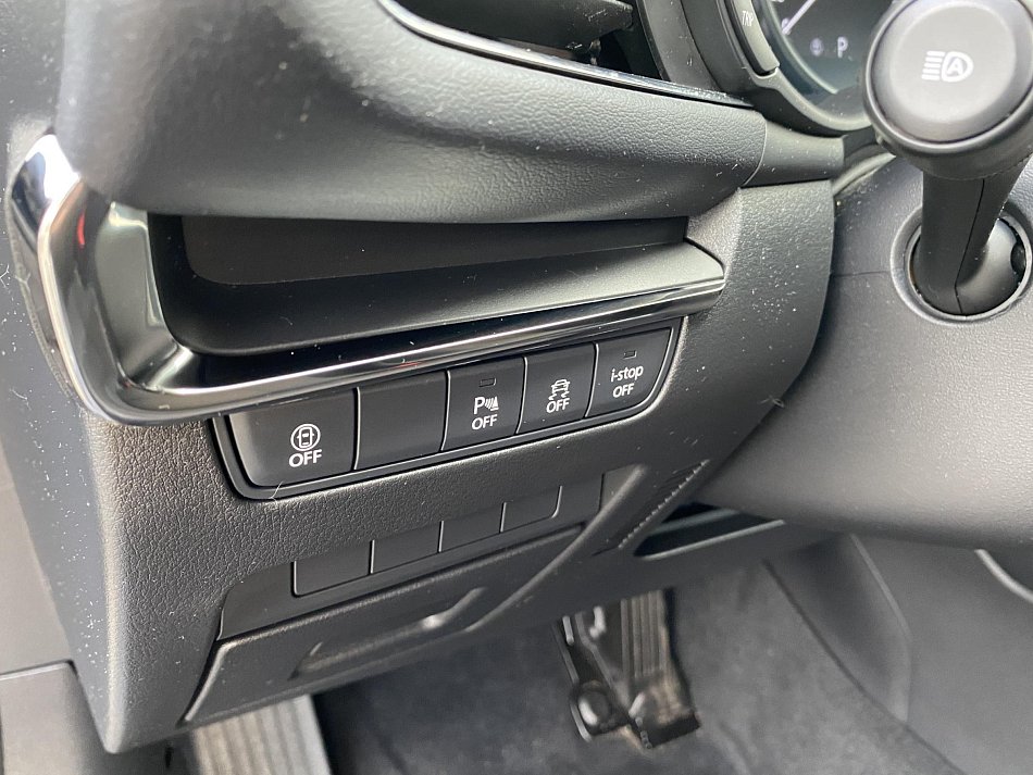Mazda 3 2.0 i 