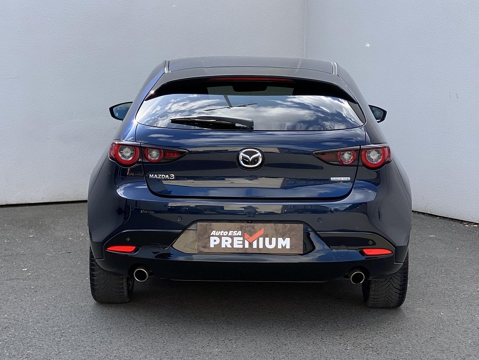 Mazda 3 2.0 i 