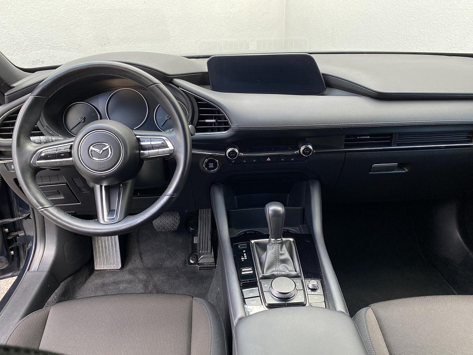 Mazda 3 2.0 i 