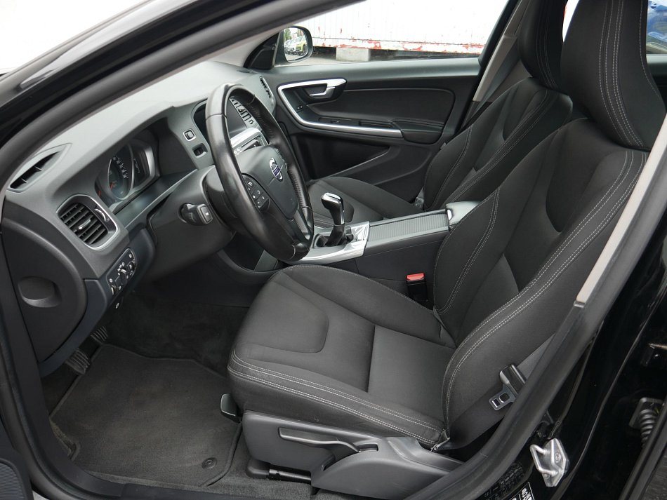 Volvo V60 2.0 D 