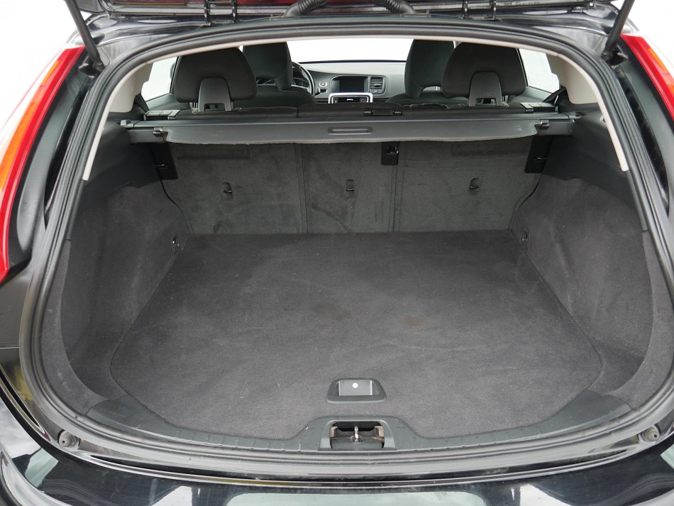 Volvo V60 2.0 D 