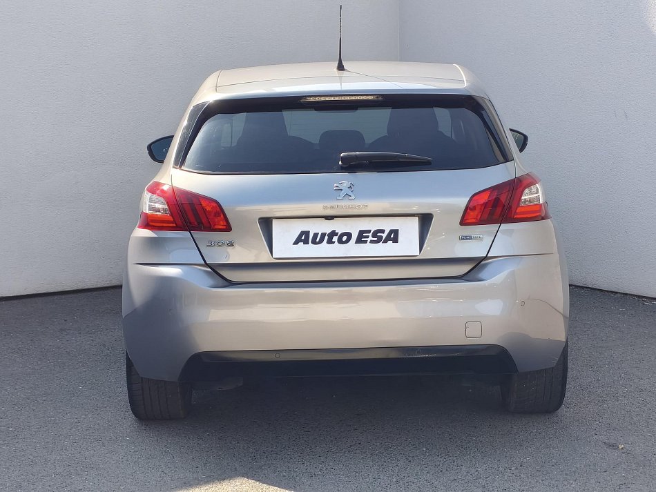 Peugeot 308 1.2 PT 