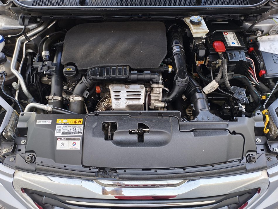 Peugeot 308 1.2 PT 