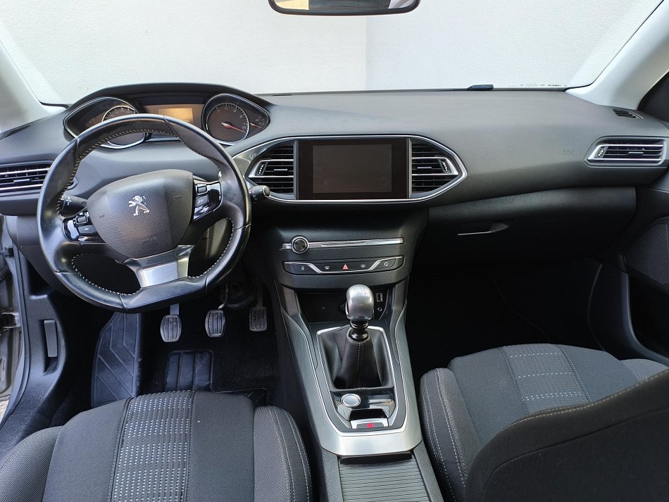 Peugeot 308 1.2 PT 