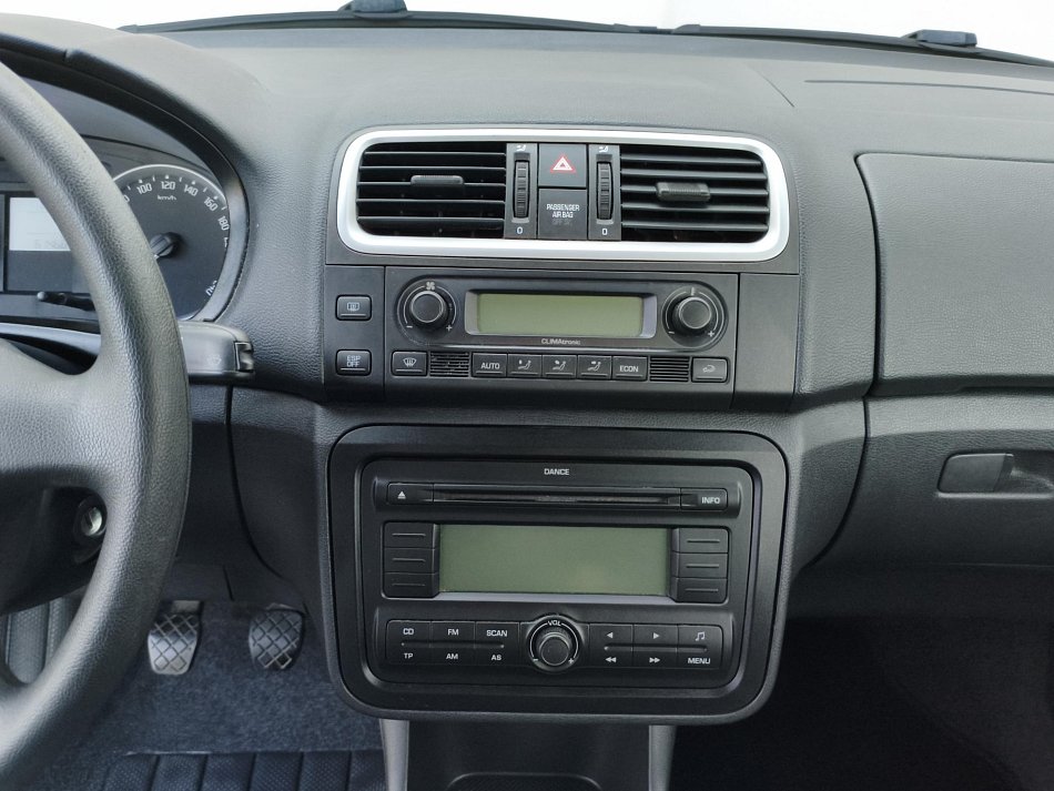Škoda Fabia II 1.4 16V Ambiente