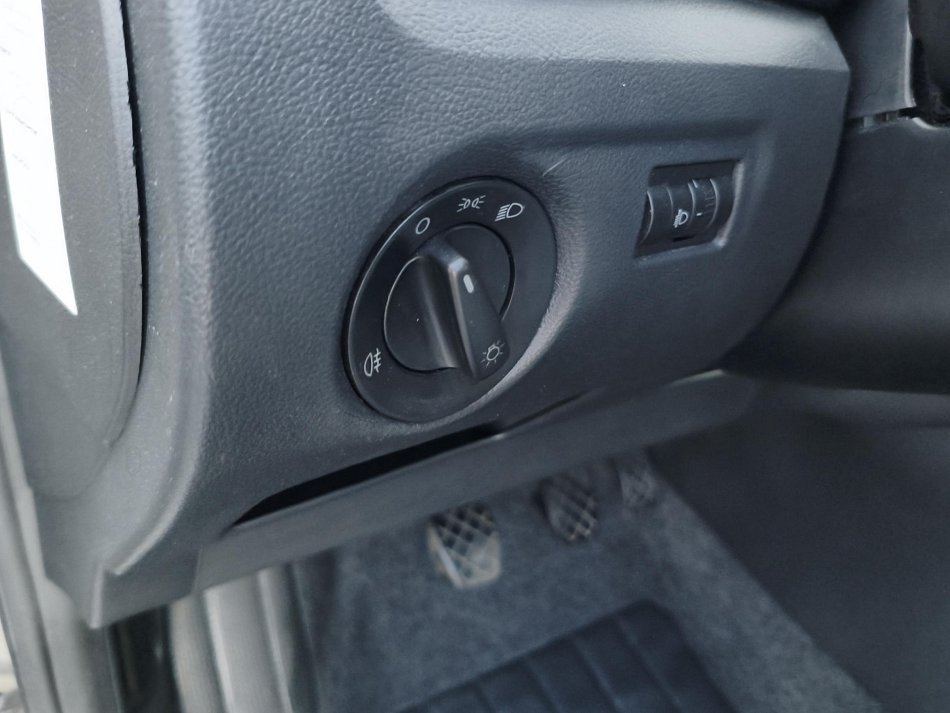 Škoda Fabia II 1.4 16V Ambiente