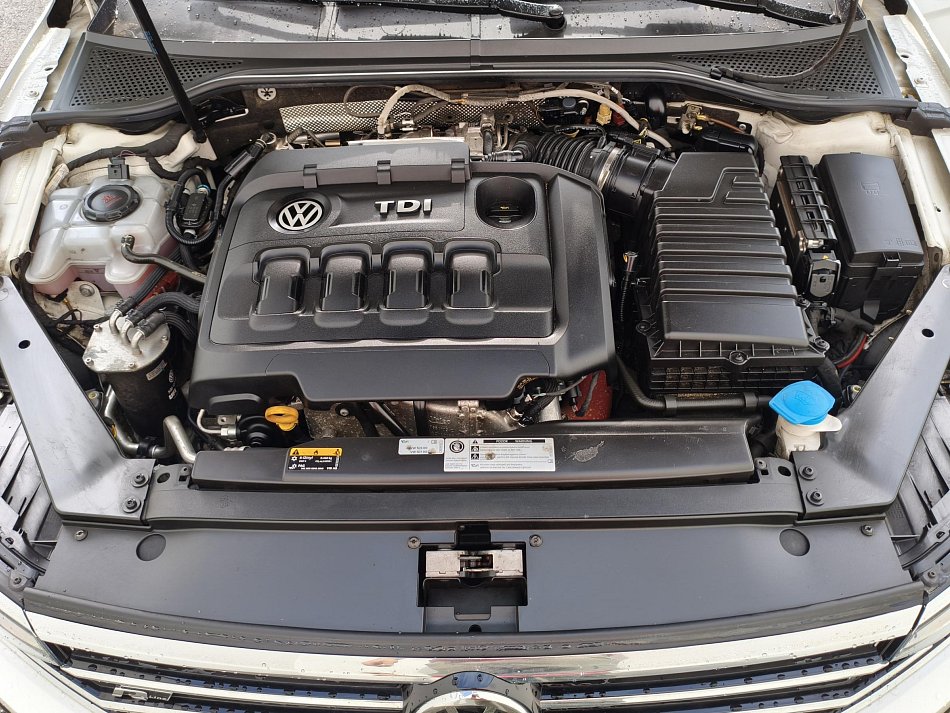 Volkswagen Passat 2.0 BiTDi R-Line 4Motion