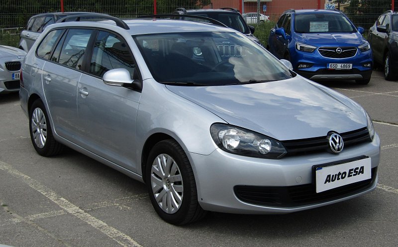 Volkswagen Golf 1.6 TDi 
