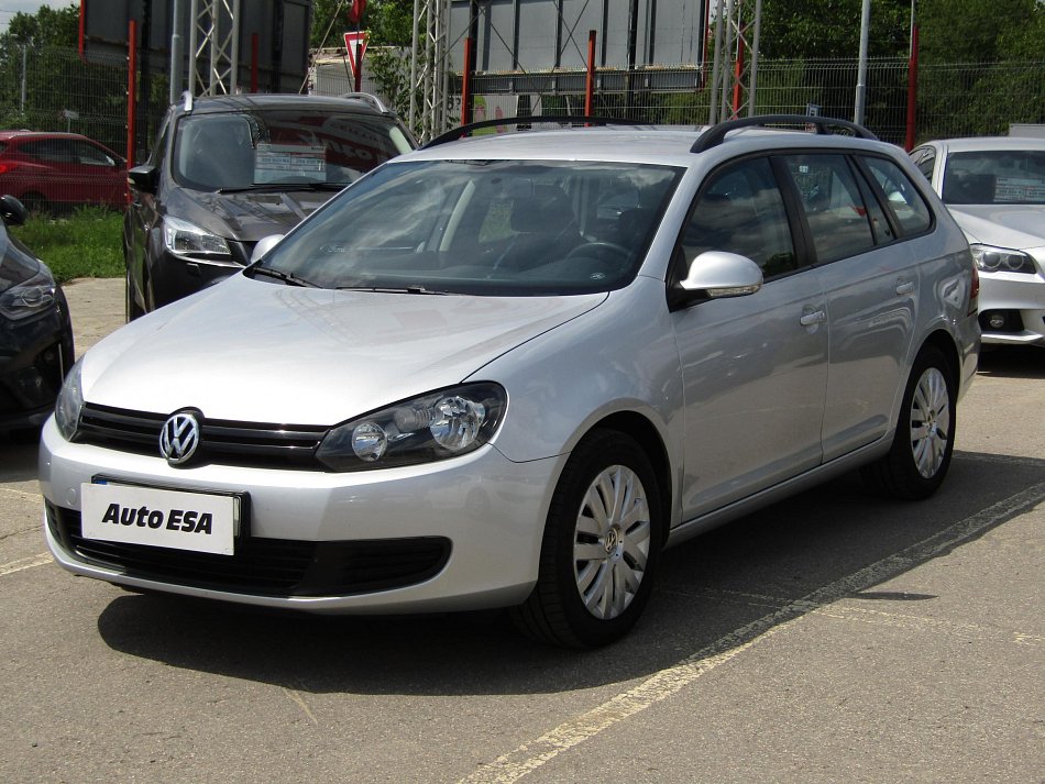 Volkswagen Golf 1.6 TDi 