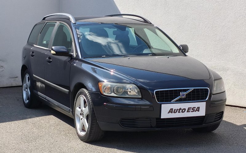 Volvo V50 2.4i 