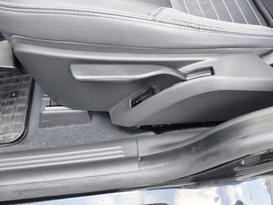 Volvo V50 2.4i 