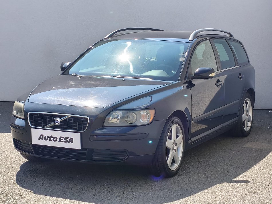 Volvo V50 2.4i 