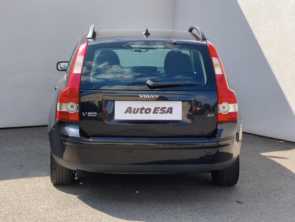Volvo V50 2.4i 