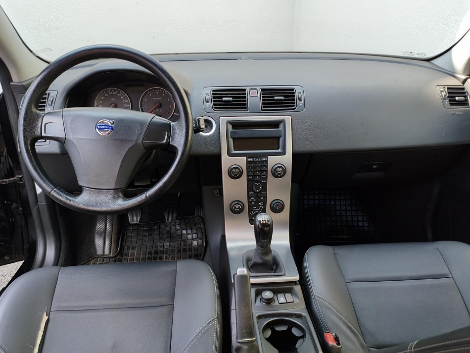 Volvo V50 2.4i 